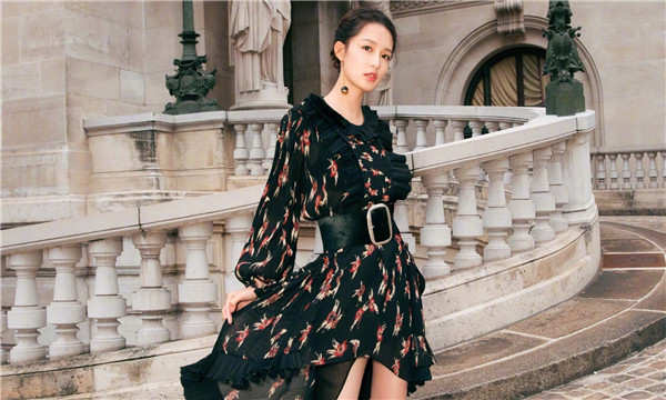 天桥标题：包生男孩机构：助你成功代怀生子，实现家庭梦想